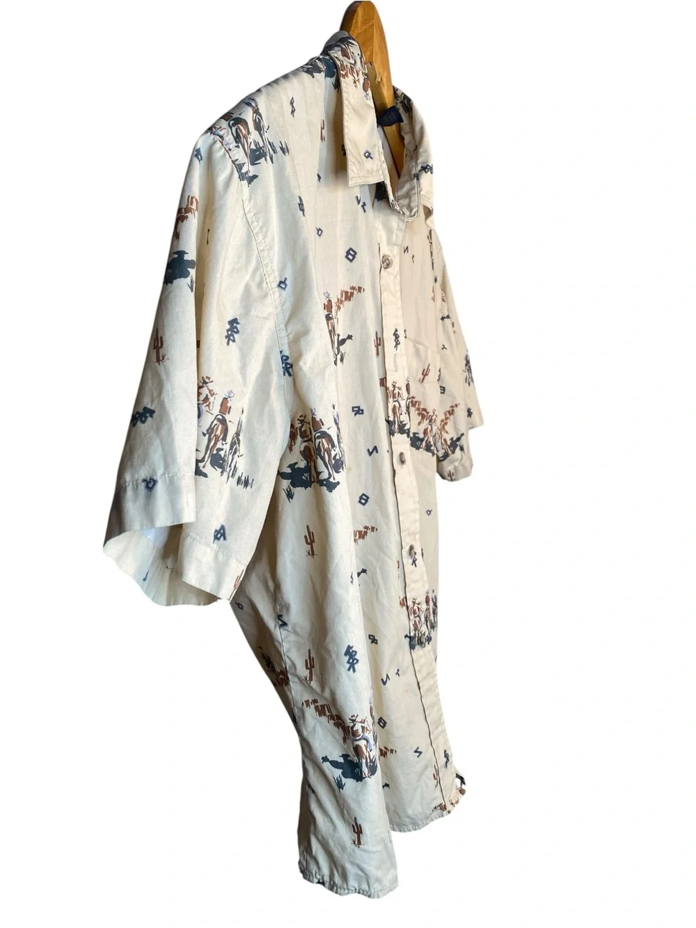 Vintage Roper Cream Short-Sleeve Western Print Button-Down Shirt UNISEX - Picture 4 of 6
